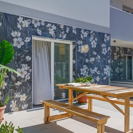 Inaugurazione 2024 - Villa Pratu Apartments A 100 Metri Dal Mare Riccione Exterior foto